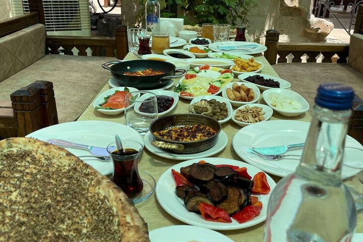 Dining 47 of 85