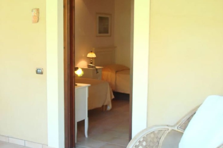 Room 4 of 20