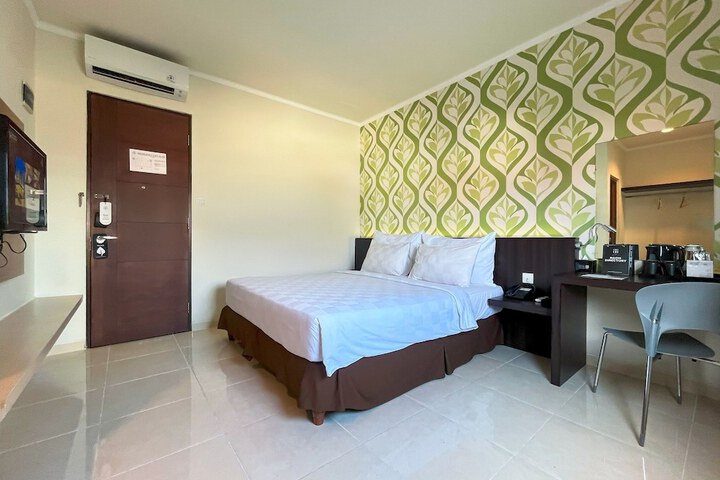 Room 17 of 61