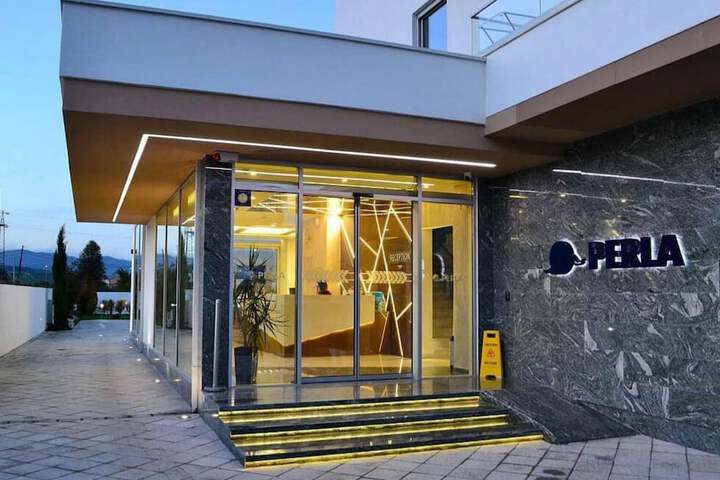 Perla Luxury