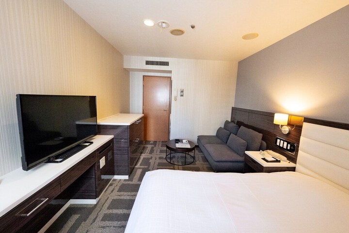Room 160 of 239