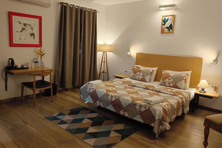Room 20 of 49