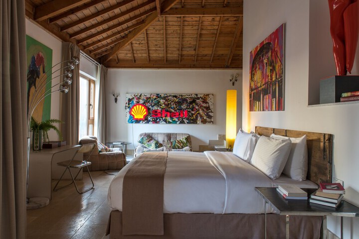 Room 43 of 108