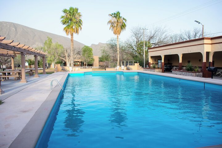 Pool 93 of 114