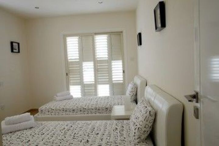 Hotel Suite Photo