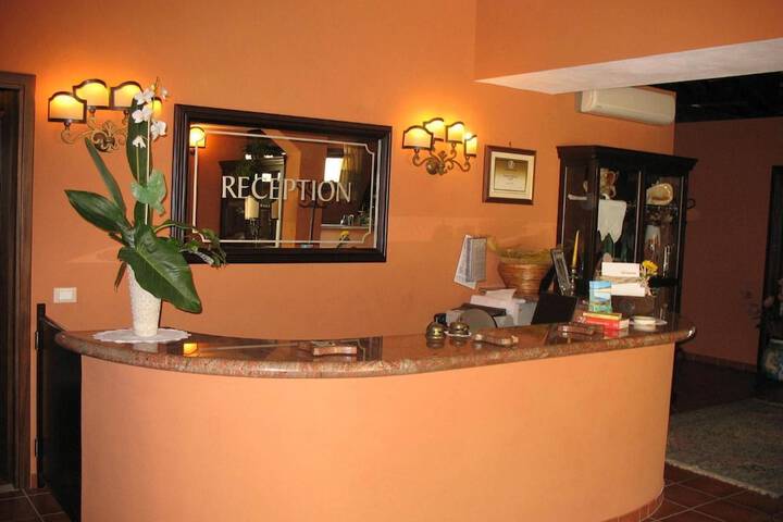 Guest Lobby