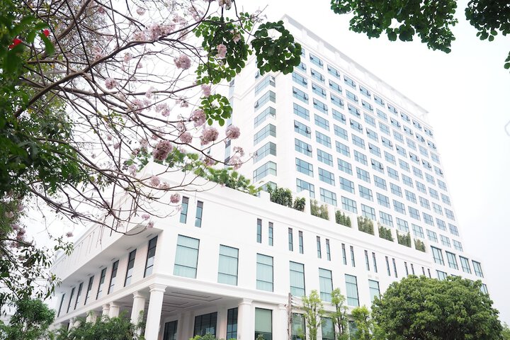 Photo of Empress Premier Hotel