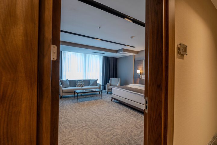 Room 21 of 59
