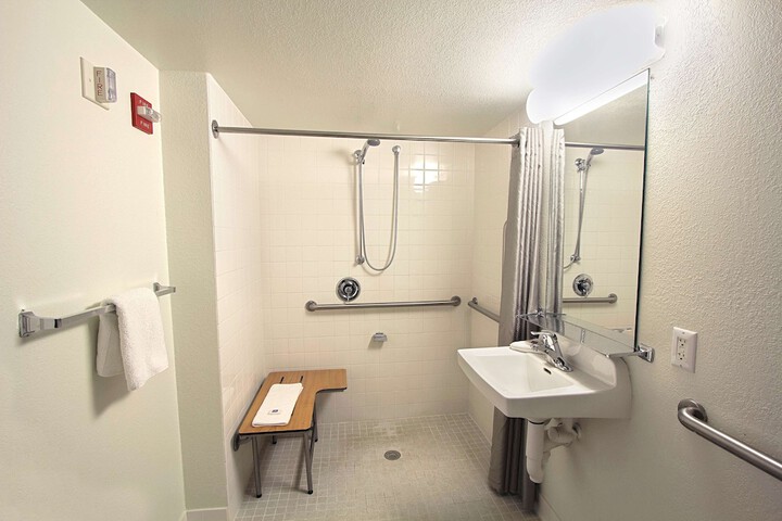 Double Accesible Deluxe (2 of 9)