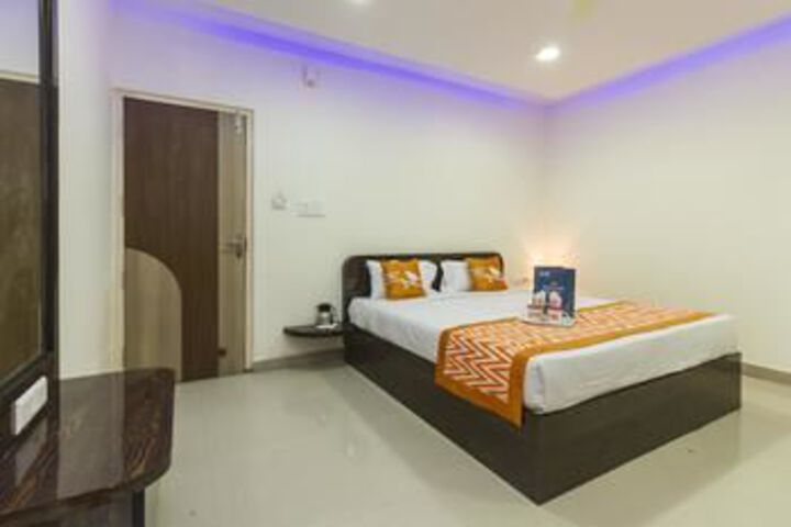 Treebo Manasa Residency