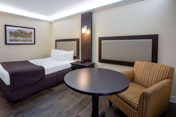Room 14 of 44