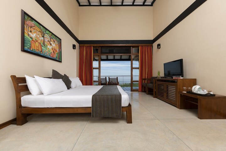 Room 5 of 73