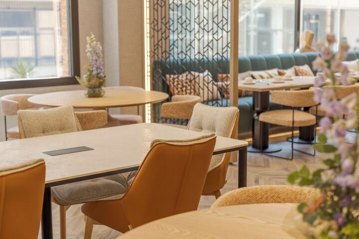 Guest Lobby