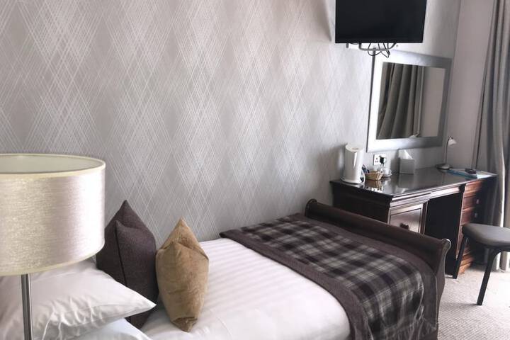 Room 14 of 57