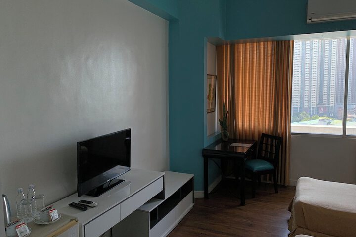Room 22 of 50