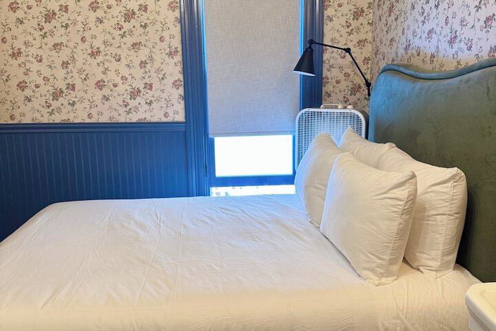Room 29 of 57