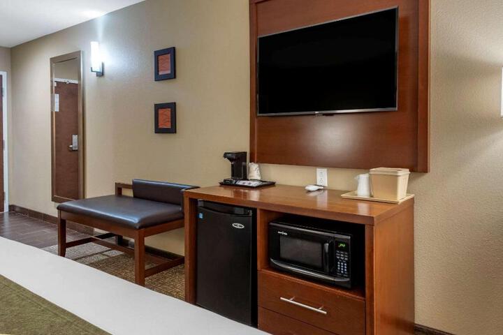 Hotel Interior 9 of 71