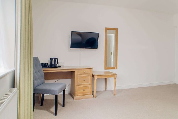 Room 21 of 25