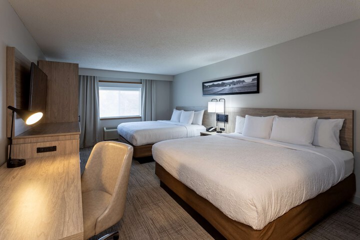 Quadruple with Double Bed