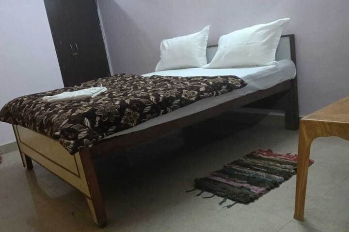 Room 18 of 21