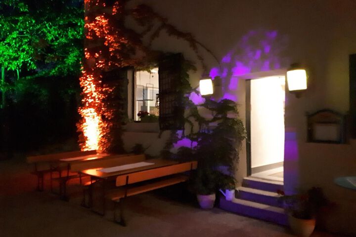 Hotel 4 of 8
