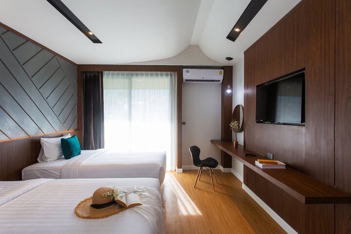 Room 25 of 84