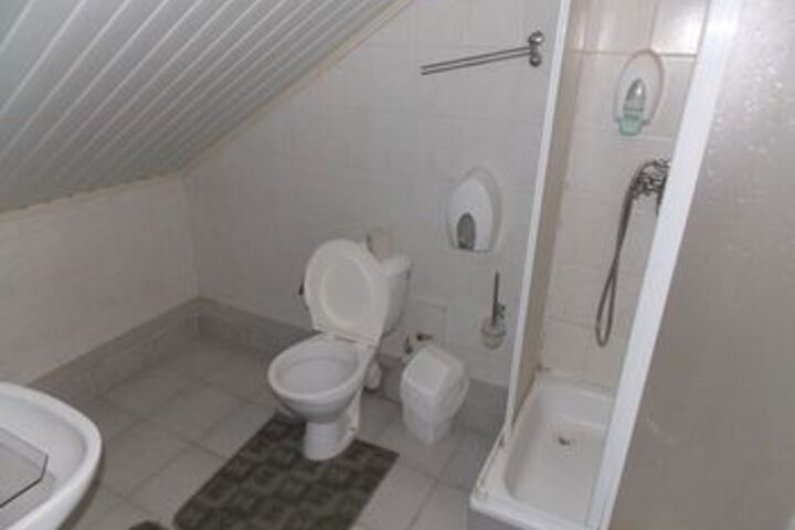 Room 12 of 45