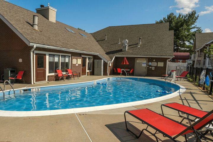 Pool 41 of 59
