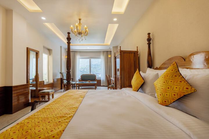 Room 40 of 83