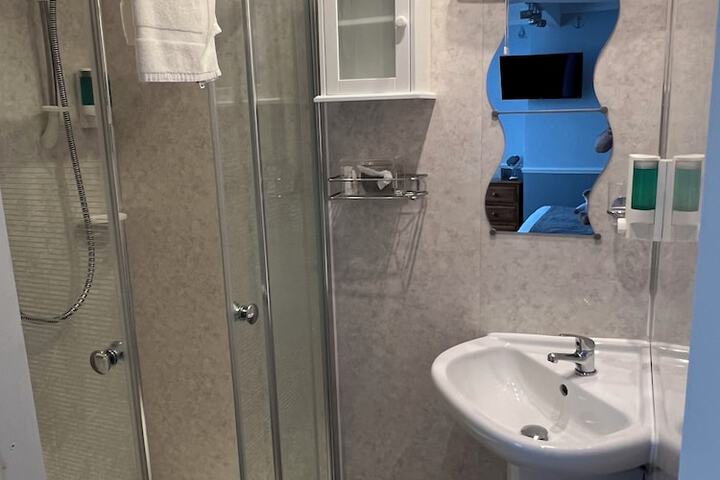 Room 23 of 44