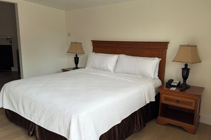 Room 42 of 137