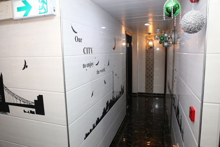 Ballroom/Hall 104 of 119