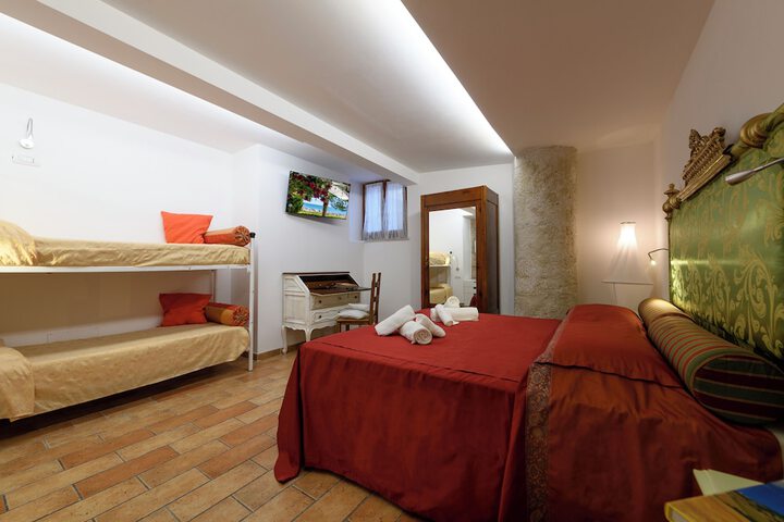 Room 16 of 47