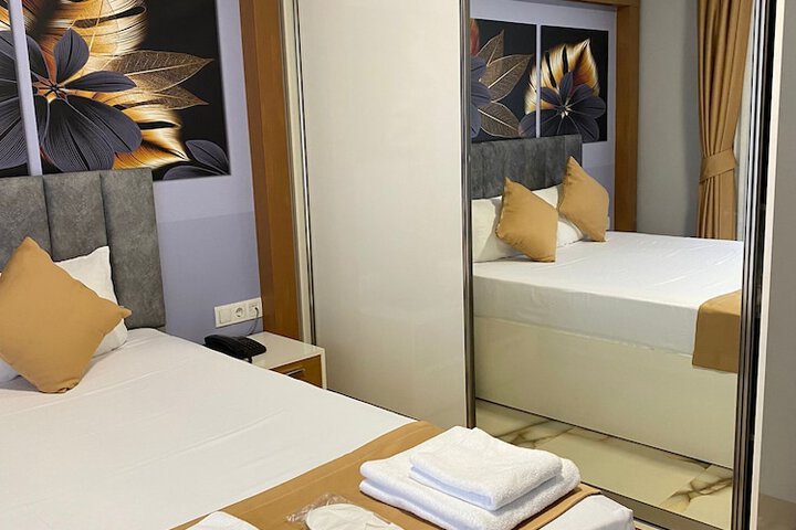 Room 7 of 23