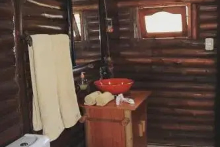 Room 5 of 5