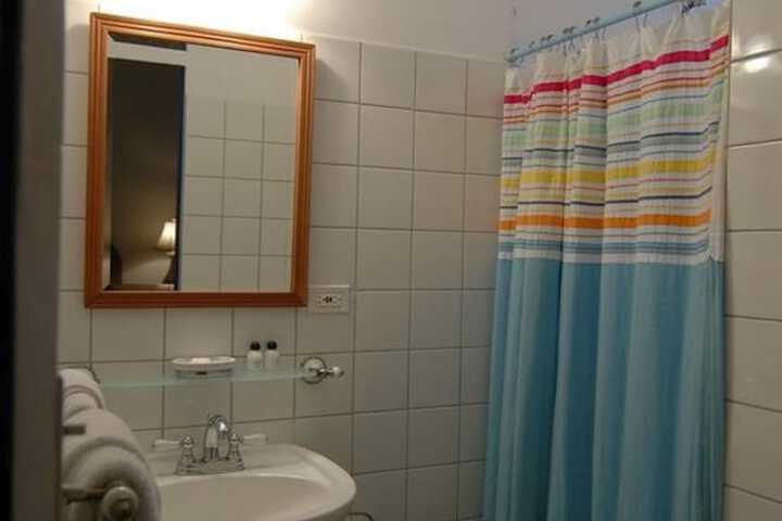Room 18 of 46