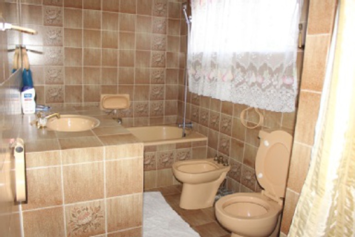 Room 167 of 288