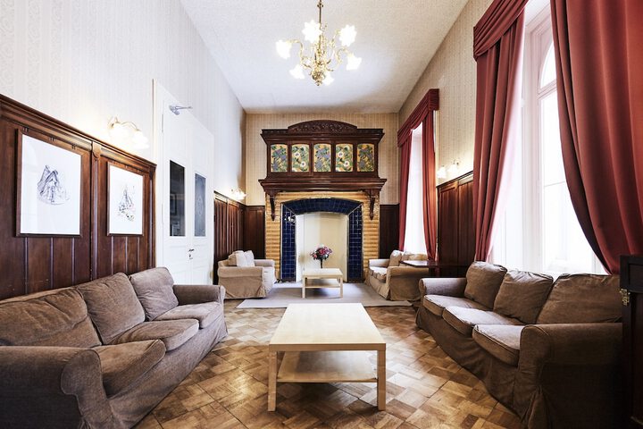 Hotel Interior 4 of 177