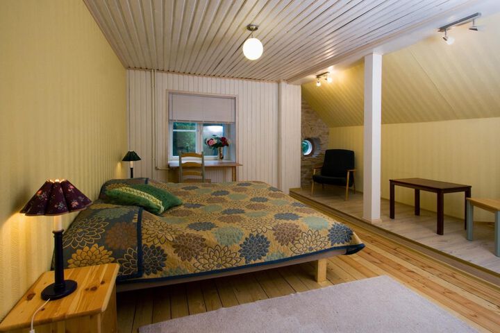 Room 18 of 52