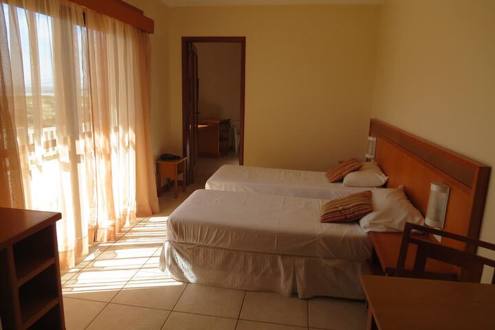 Room 3 of 8