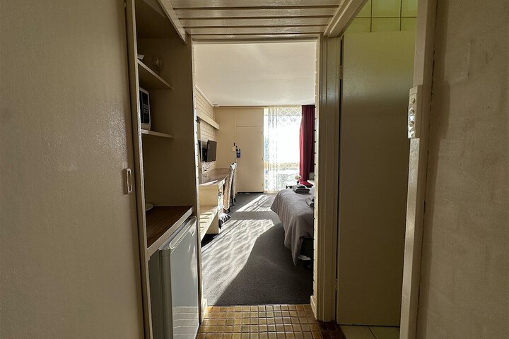Room 21 of 45