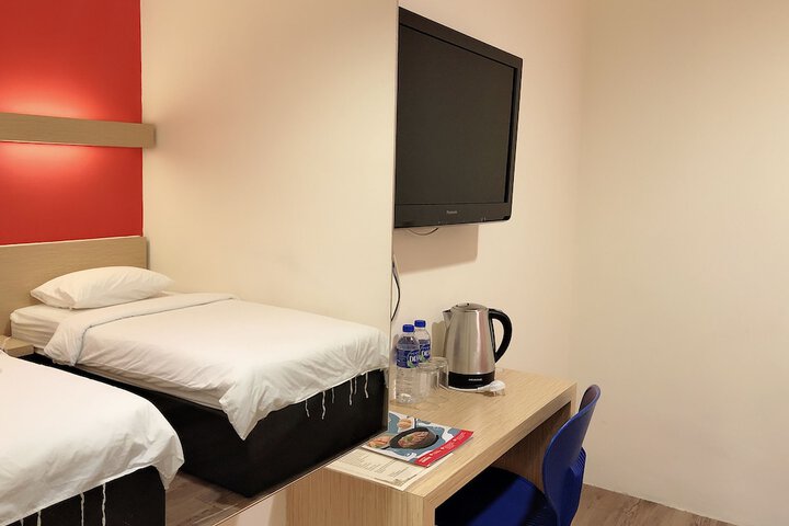 Room 25 of 73