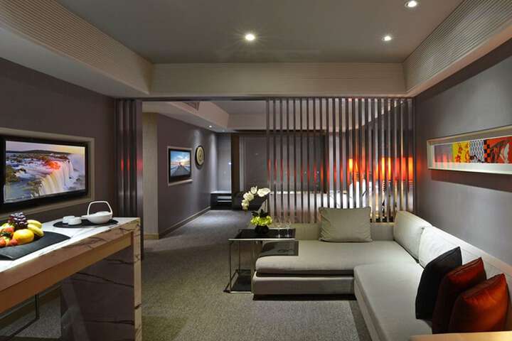 Room 22 of 55