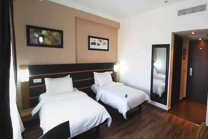 Room 9 of 57