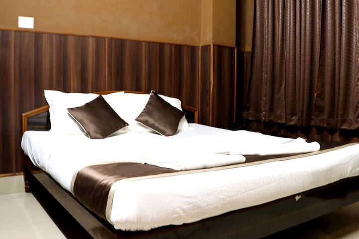 Room 20 of 33