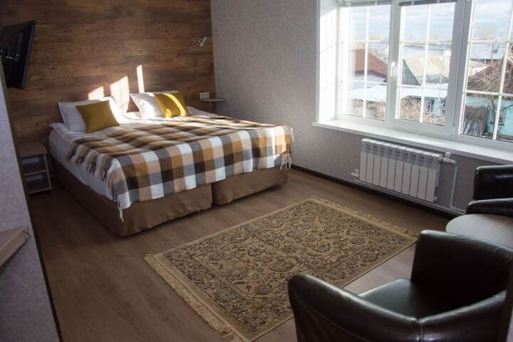 Room 10 of 52