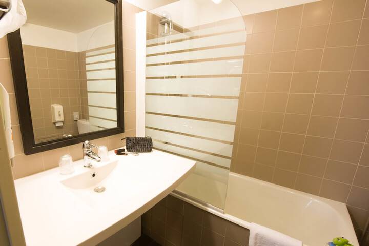 Clean Restrooms