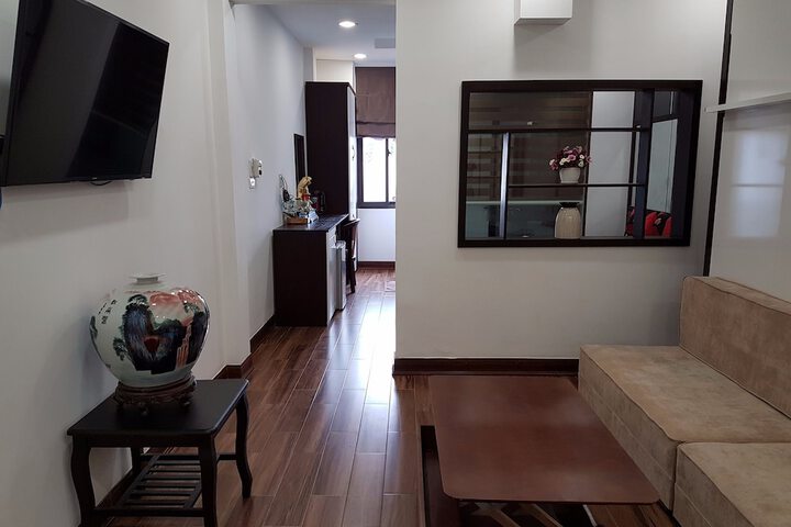 Room 17 of 35