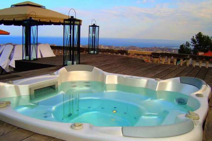 Jetted tub
