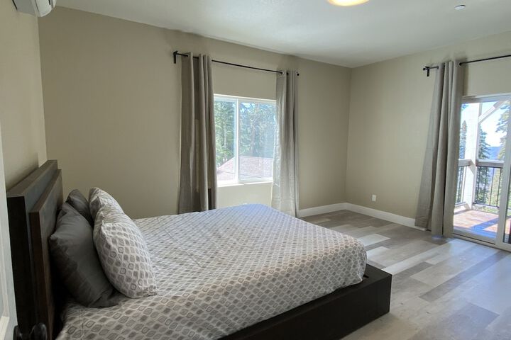 Room 5 of 19